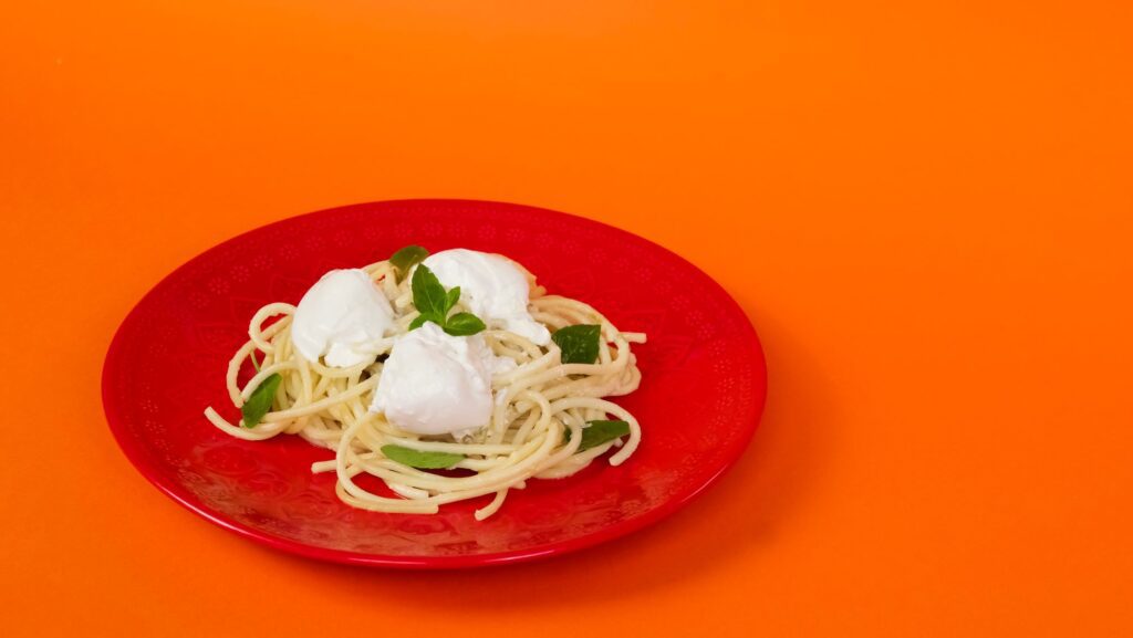 Espaguete ao Limone com Burrata