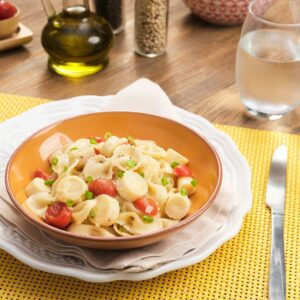 Macarrao Gravata com Palmito e Tomates Cereja Galo