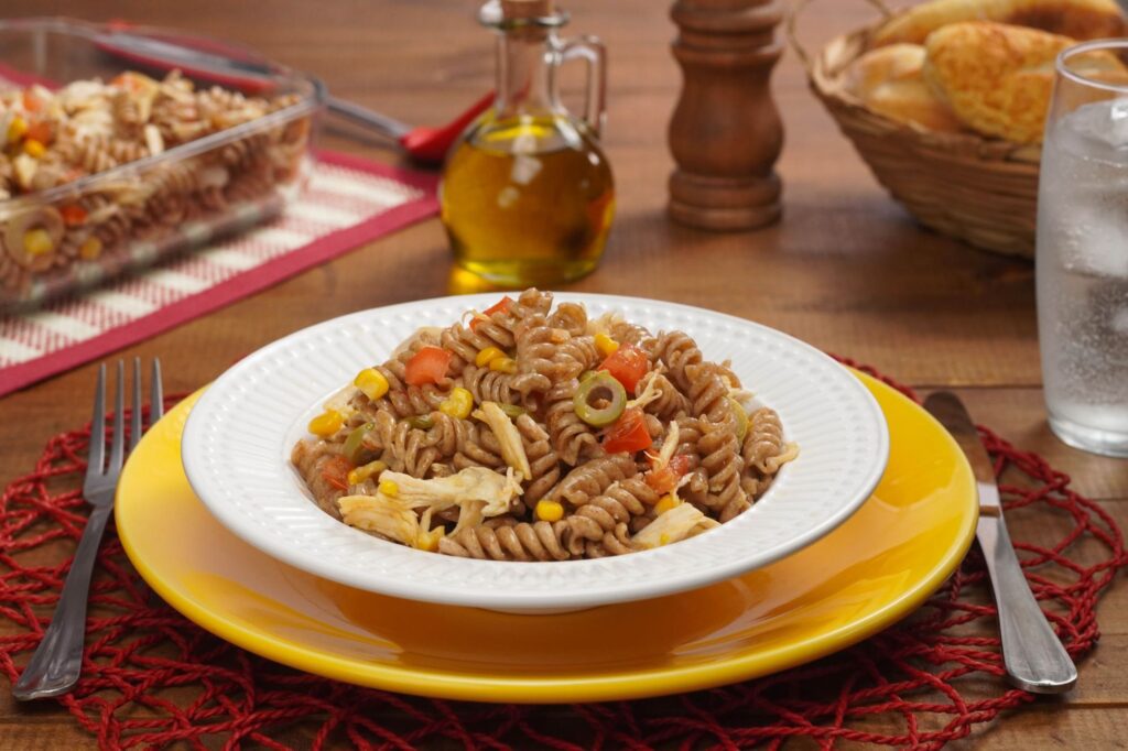 Macarrao Integral com Frango