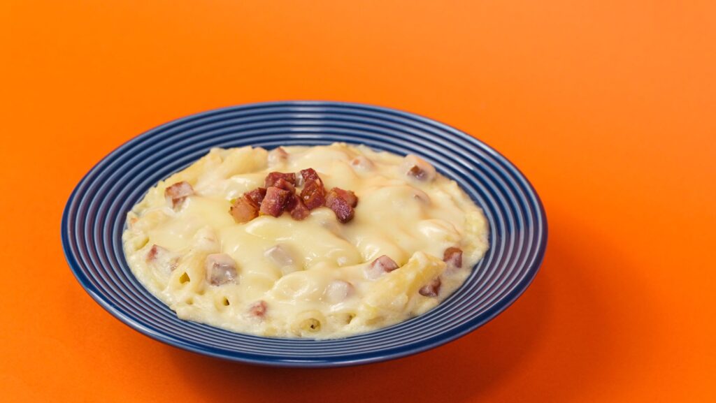 O penne ao molho de batata e bacon