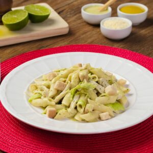 Salada Caesar de Macarrao