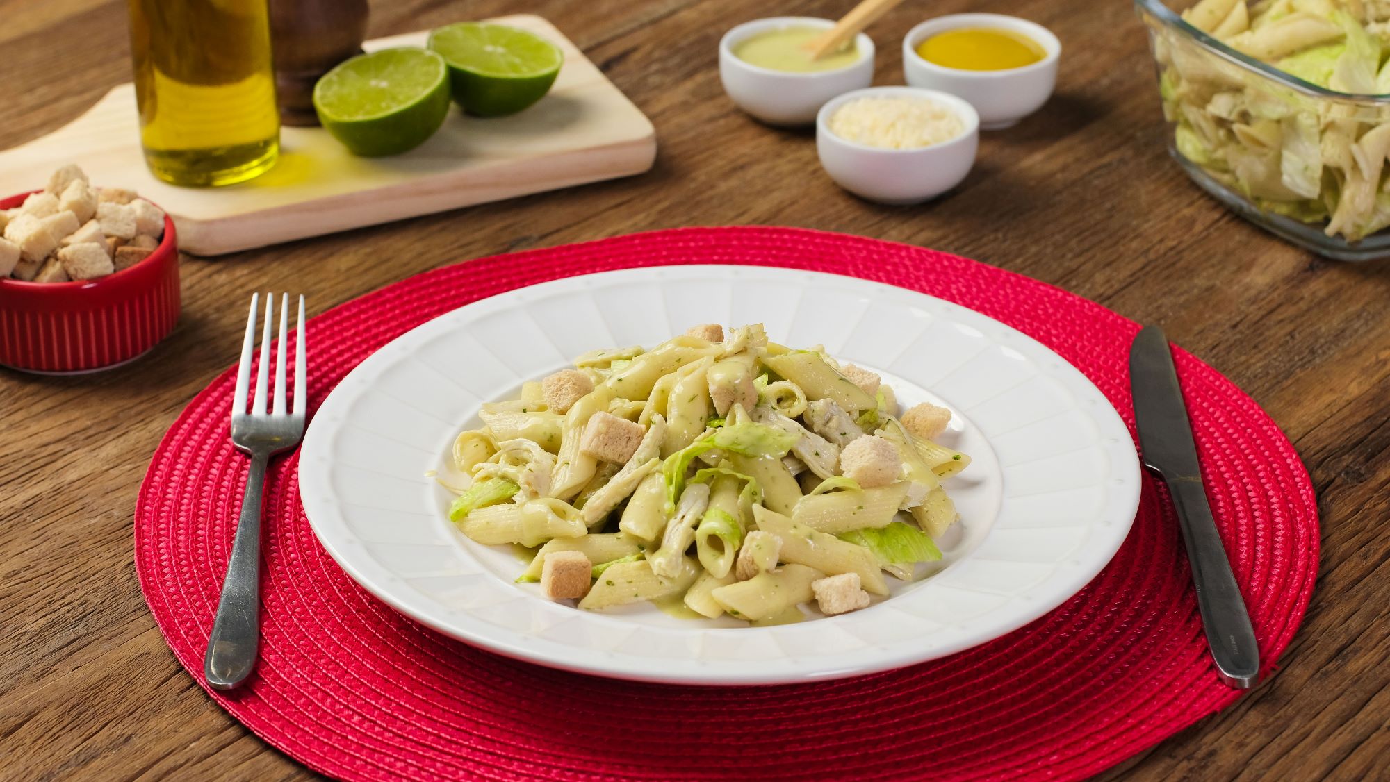 Salada Caesar de Macarrao